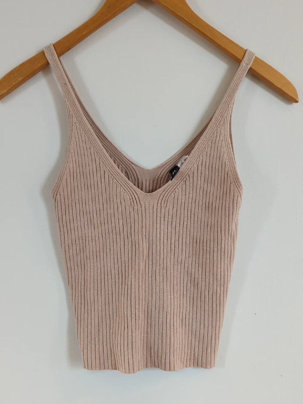 H&M Ribbed V-Neck Camisole - Picture 1 of 3